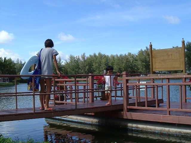 �Ƒ����s�A�C�O�ւ̉Ƒ����s�A�v�[�P�b�g�A�V�F���g���E���O�[�i�E�r�[�`�A�C�O�z�e���A�l���s�A�I�����C���\��A�r�[�`���]�[�g�A�ċx�݁A�p�g���r�[�`�A�V��