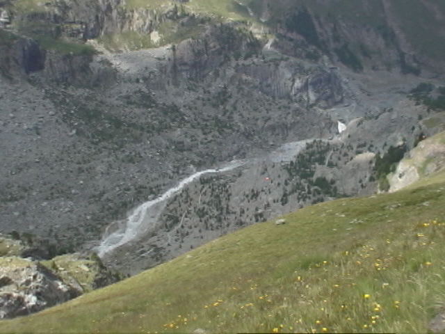 �ċx�݁A�Ƒ����s�A�X�C�X�A�p���A�X�g���X�u�[���A�R���}�[���A�A���U�X�A�c�F���}�b�g�A�A���v�X�A�n�C�L���O�A�����^�J�[�A���[���b�p"�A�S���i�[�O���[�g�A�X�l�K�A�N���C���E�}�b�^�[�z�����A�}�b�^�[�z����